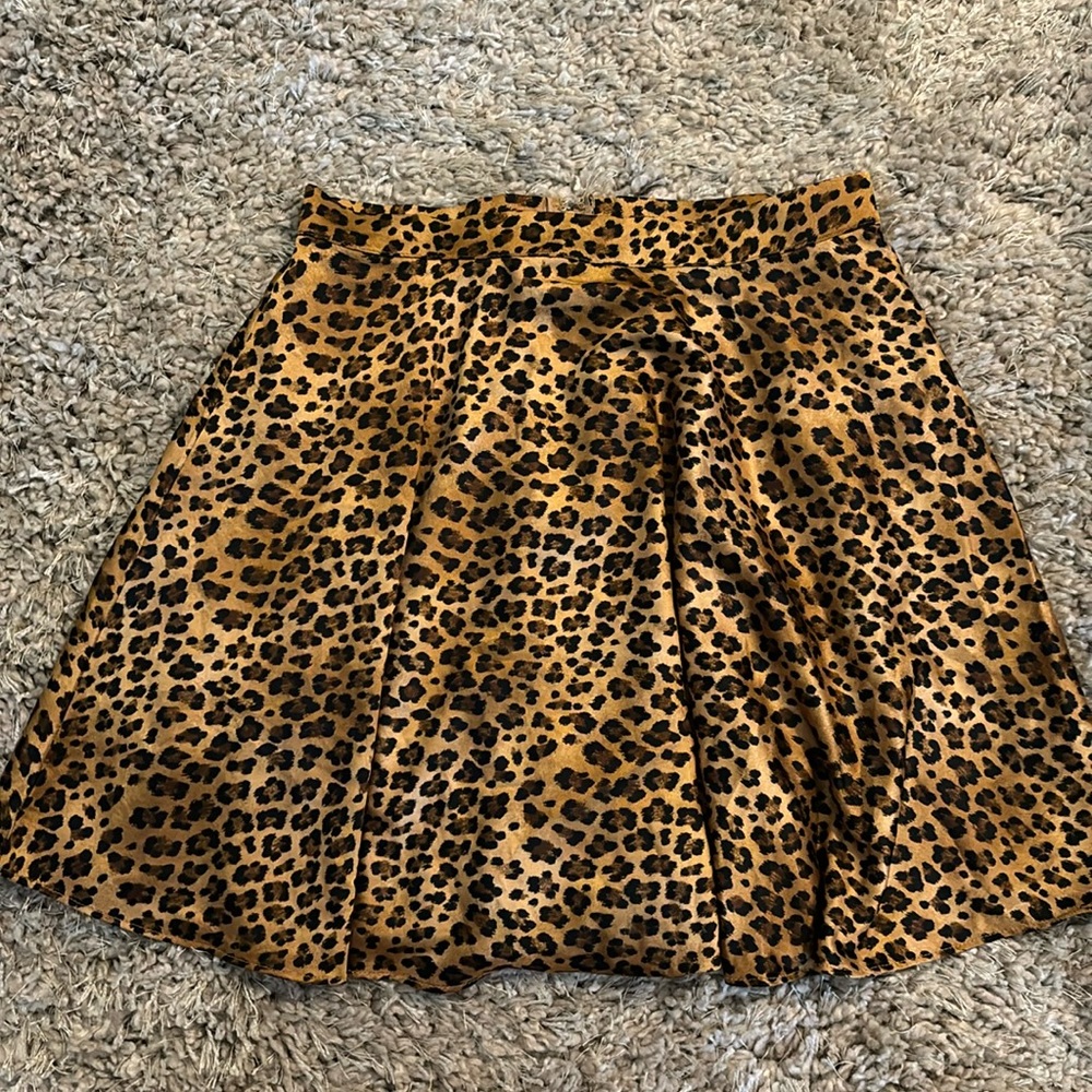 Silky leopard skater skirt